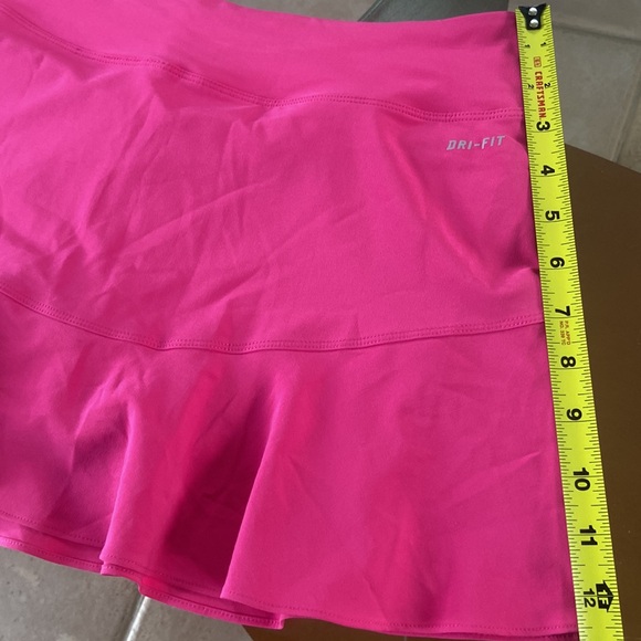 EUC Nike tennis skort - Picture 3 of 8